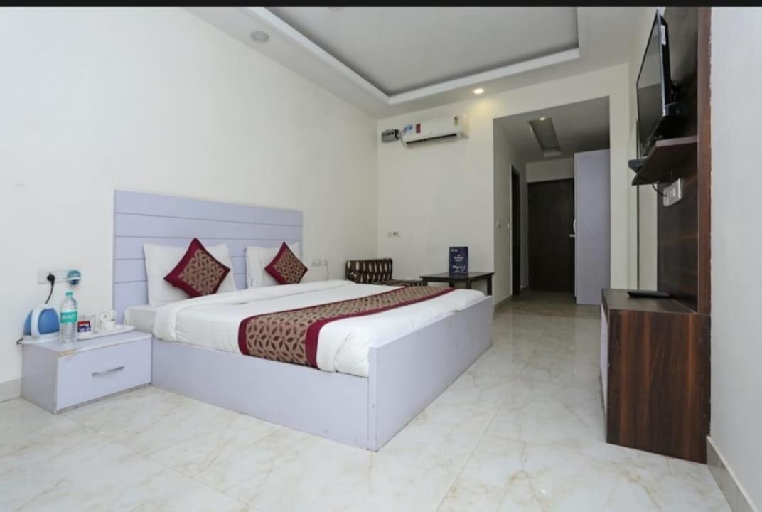 Basoya Farm 2Bhk Villla With Pool - 10 Min Away From Chattarpur Фаридабад Экстерьер фото